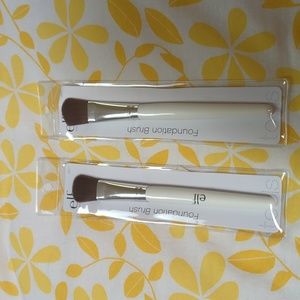ELF foundation brushes